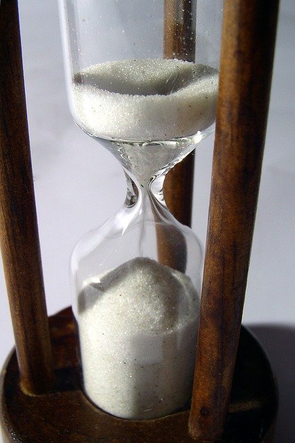 Picture of an hour glass